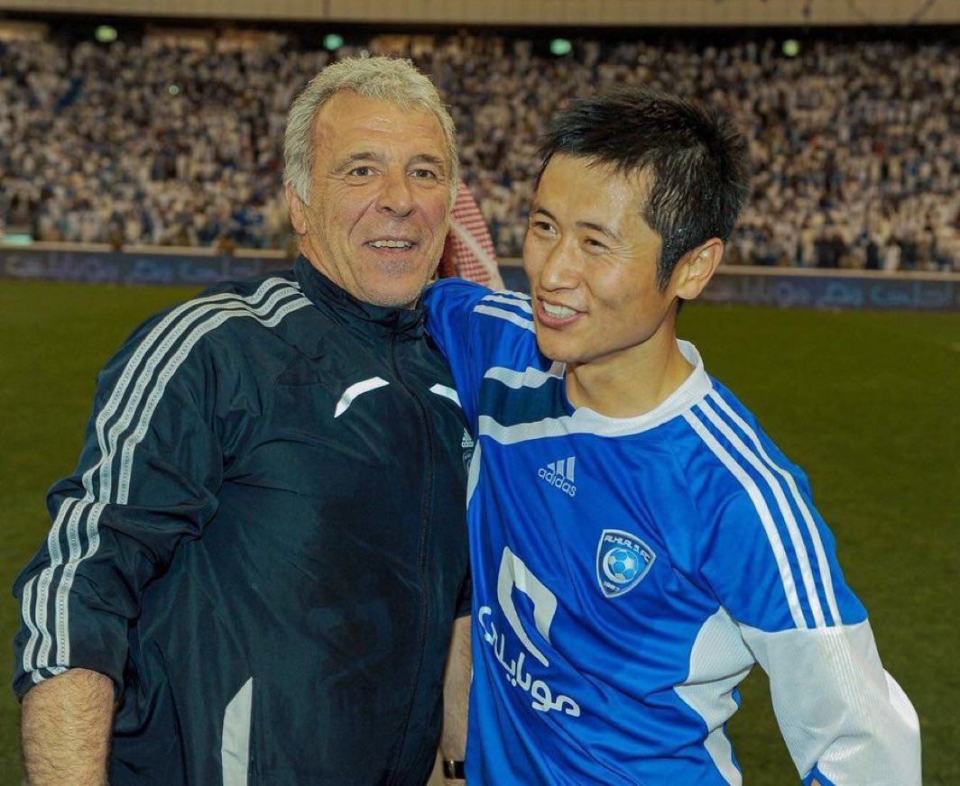 ماكس الهلالي tweet media