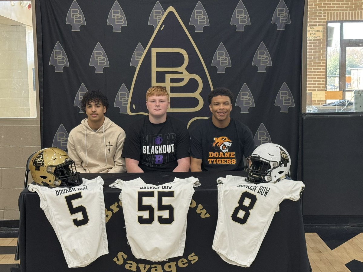 BBSavageFB's tweet photo. We want to congratulate the Following Broken Bow Football players on signing today to further their education and playing careers. They will represent Broken Bow well at the next level!

Jackson Porter - Butler 
AJ Brannon - Doane
Isaiah Fields - Central Oklahoma https://t.co/2r16noPAIz