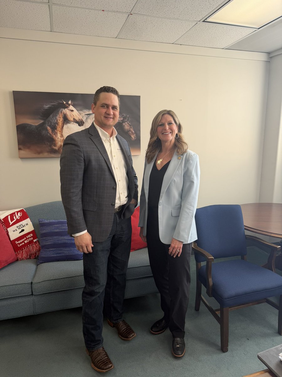 Chet Hand tweet media