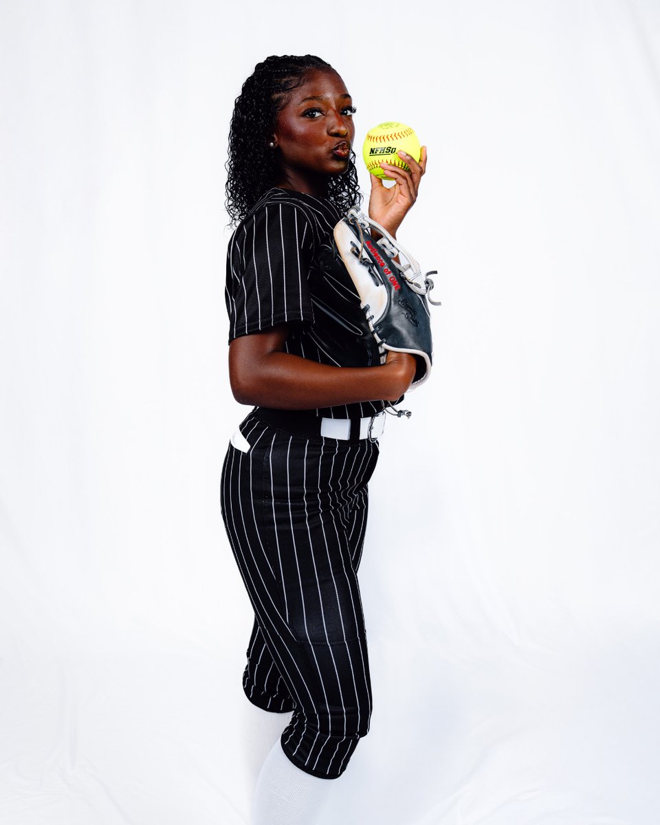 IMG Academy Softball tweet media