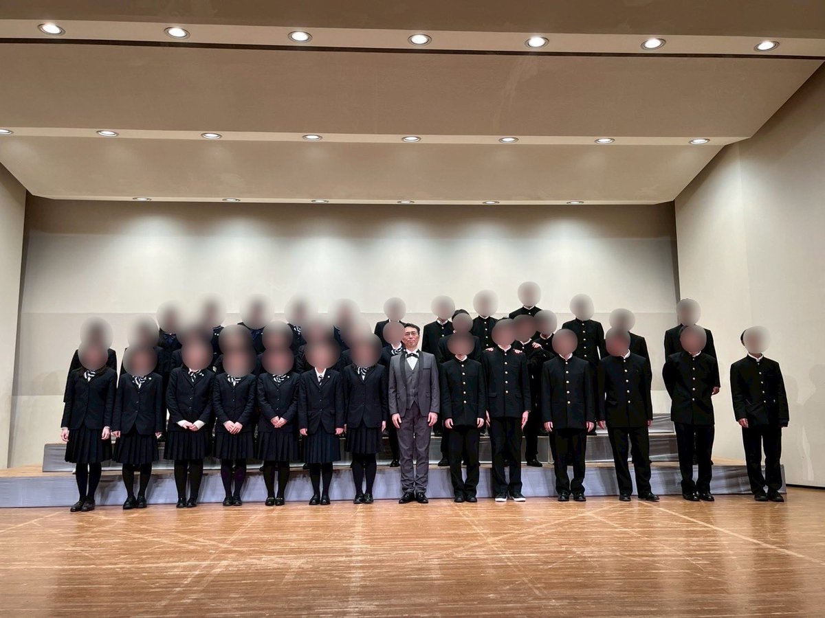 Fusetsu_Chorus's tweet photo. 2/11（水）Ensemble Festum Concert 1@博多市民センター
男声合唱団のEnsemble Festumさん(@Ensemble_Festum)の初の単独演奏会に附設合唱部はゲストとして招待していただきました。
Festumさんのとても柔らかくて美しい歌声を客席でも合同ステージでも味わえてとても素敵な思い出になりました✨ https://t.co/IAYwlWTsTk