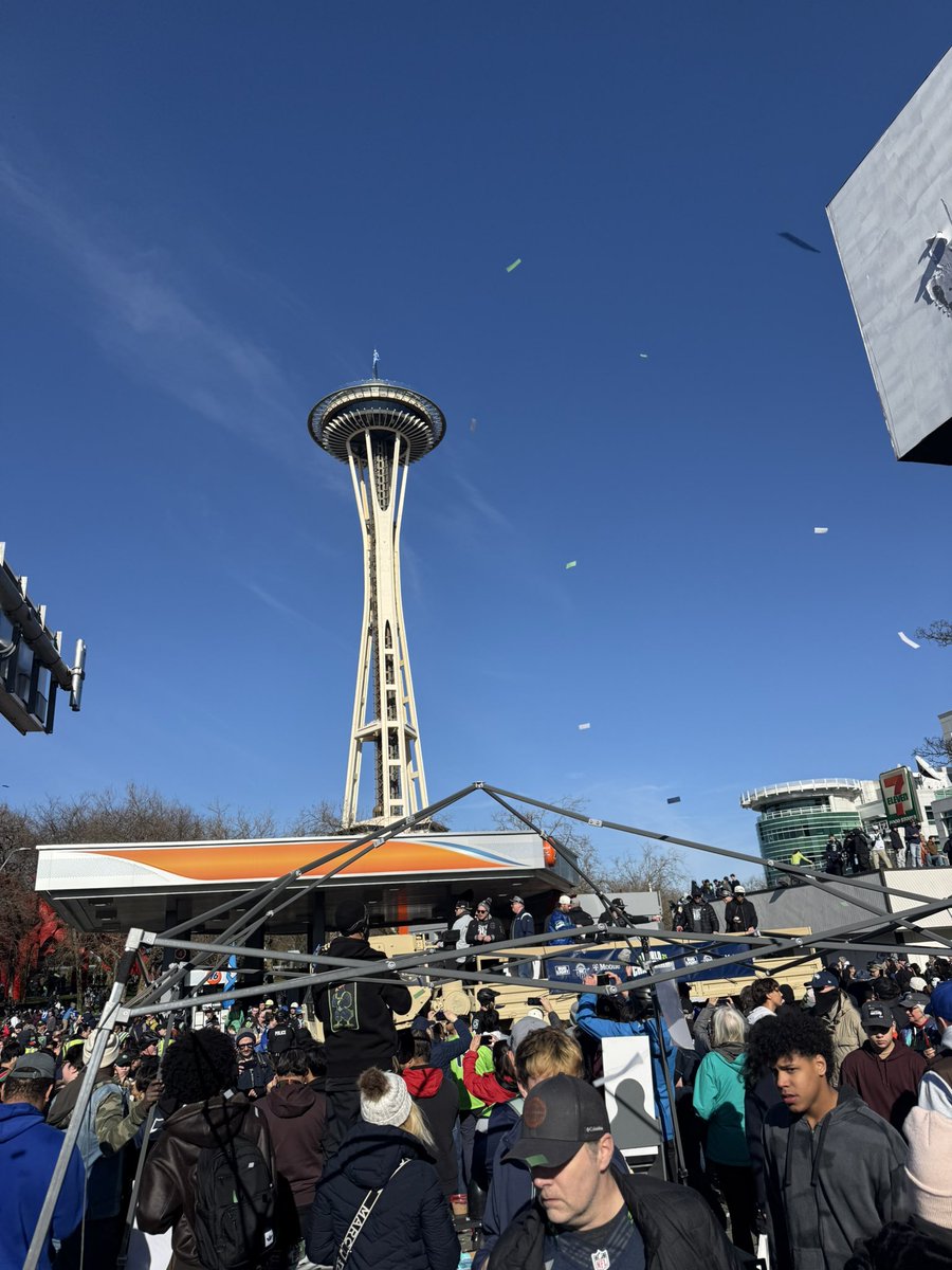 Made it to the parade! #Seahawks