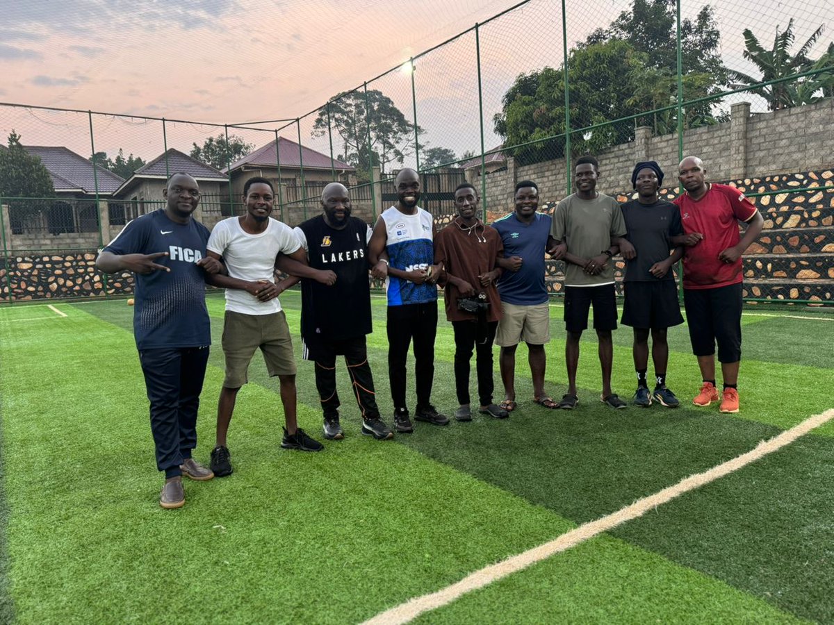 PGeorgeKasirye's tweet photo. I do bless the LORD for this team of young men, whom God has allowed to work with me on this journey of mentoring young men to become responsible men! I do not only mentor Boys, I do mentor young men into real Godly manhood! 

I am blessed to have you Gentlemen on the Team! https://t.co/64gkq4vke2