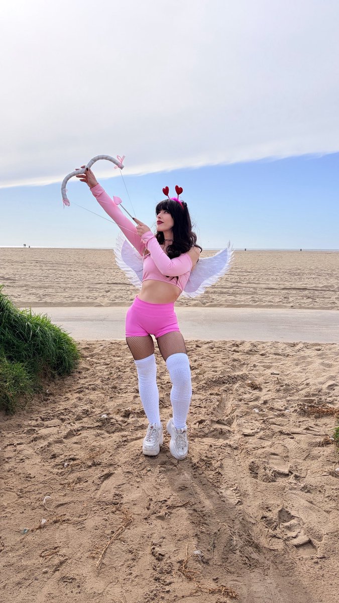 Mizzy🖤 tweet media