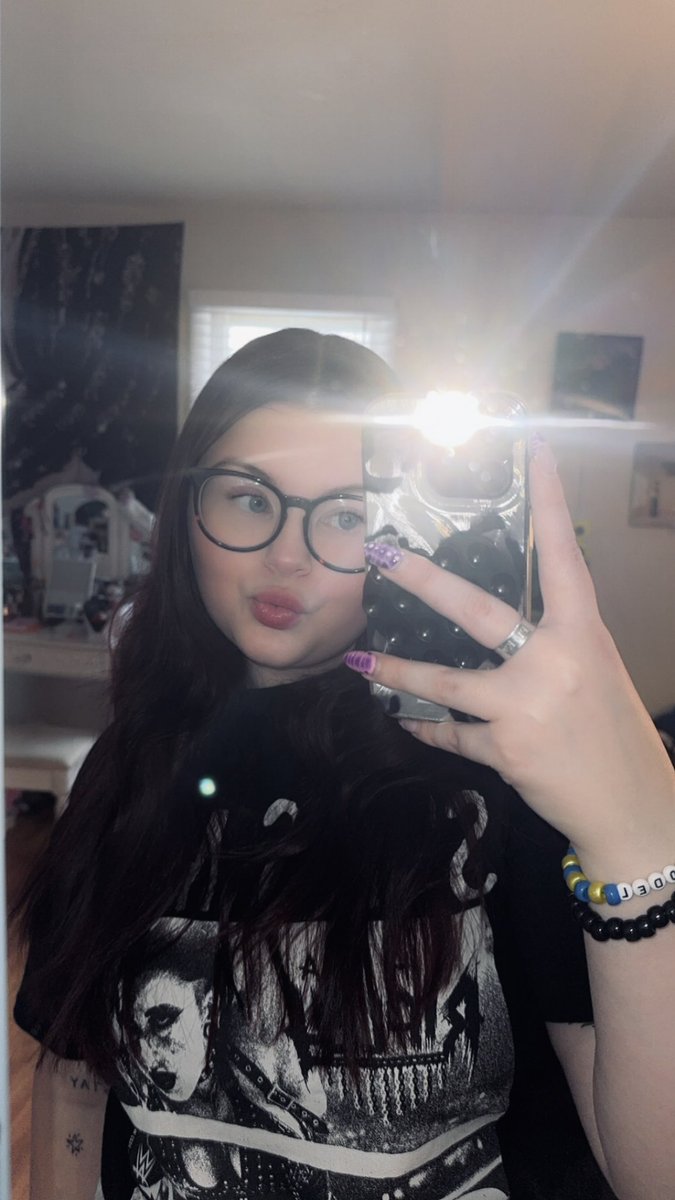 kenz tweet media