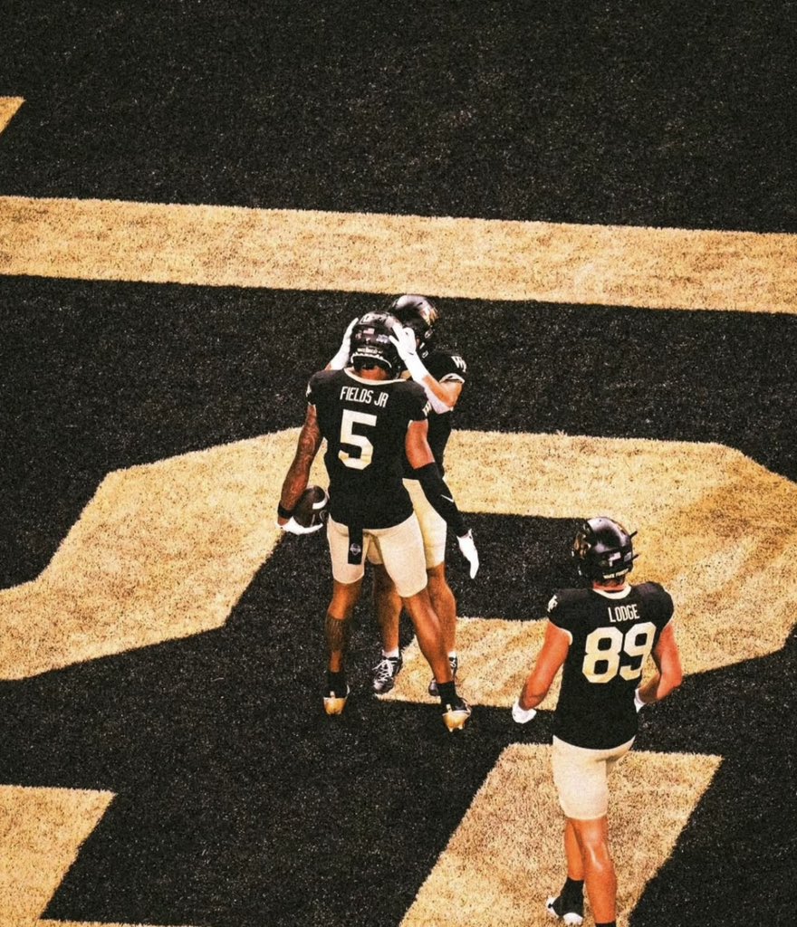 NosymBrown's tweet image. I am Blessed to receive a Division 1 offer from Wake Forest 🎩@247Sports @247recruiting
@BigBody_Nas8 
@BatmansButler44 @CoachErn59 @Coach_Hewitt86 @BrianDohn247 @adamgorney @theUCreport @tygatson
