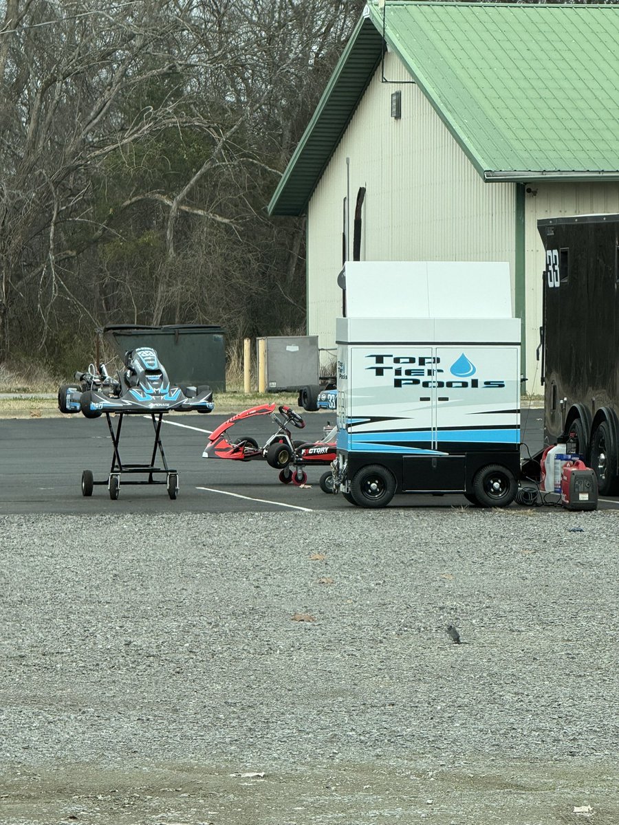 calebredd777's tweet photo. Racing at Music City Kartplex today! #musiccitykartplex #calebreddofficial #reddracingindustries #karting #tracktime https://t.co/aNJJ88KVeg
