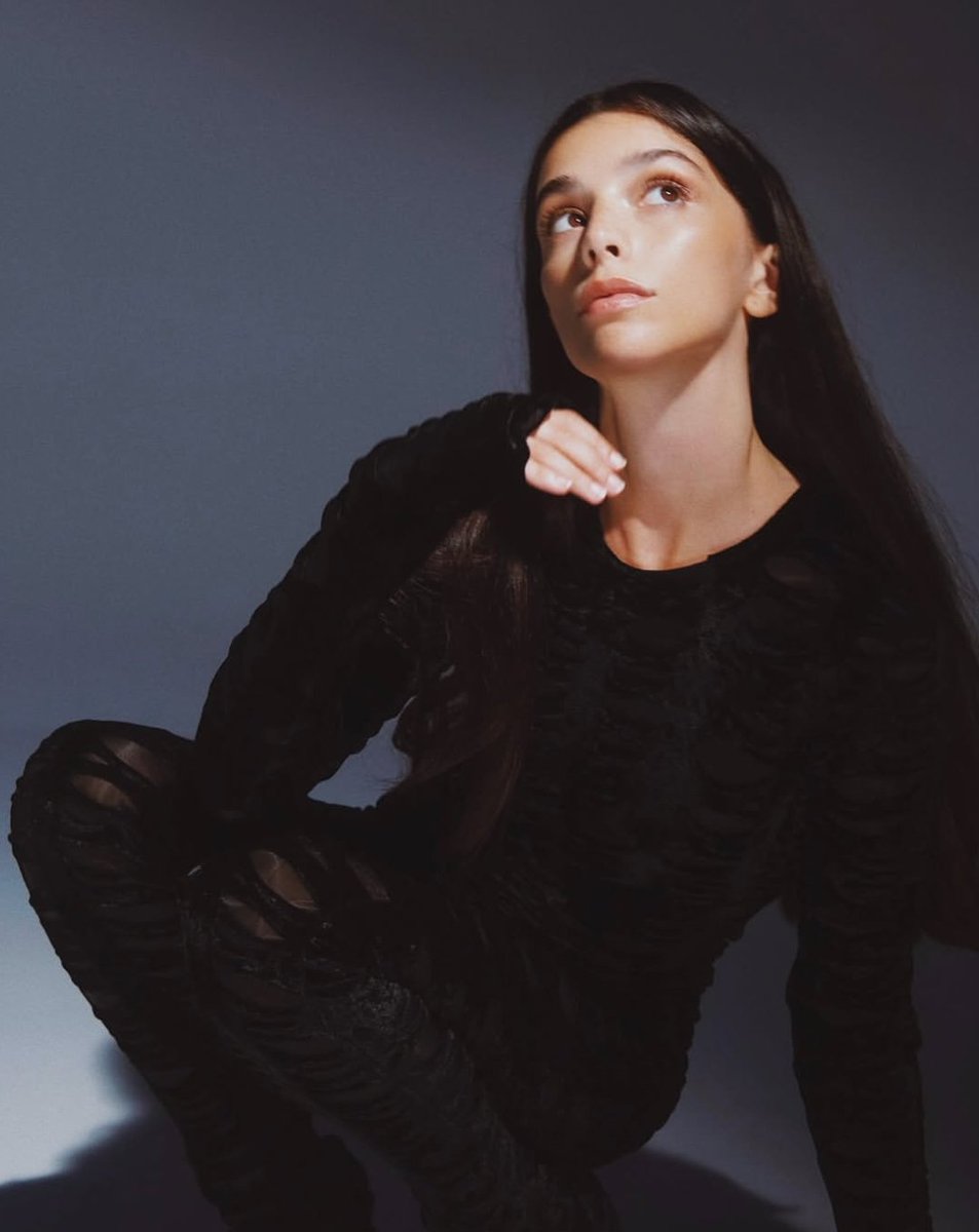 Lea w a long hair archives 

📷: milli_madeleine