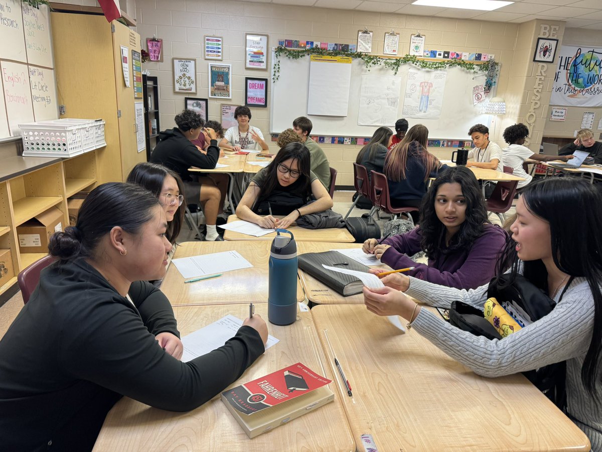 Rachel Buchanan tweet media