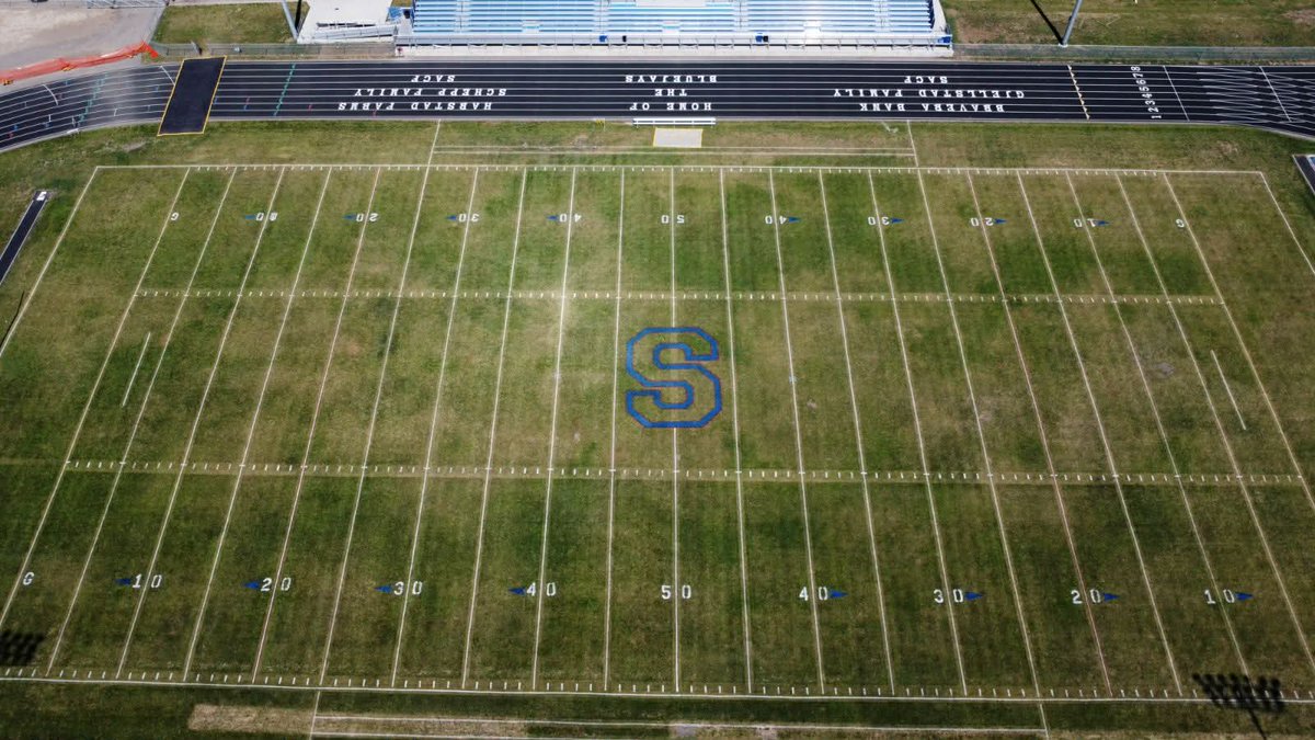 NDFBfields's tweet photo. Today's stop takes us to Lyne Enget Field and home to the Stanley Blue Jays. Lyne Enget was a long time Hall of Fame Coach &amp; AD in Stanley, who passed away in 2015. The Blue Jays were crowned State Champs in '99, '02 &amp; '11. Thanks to Coach Jaxton Lorenz for the pictures! https://t.co/sRmYDMt7gP