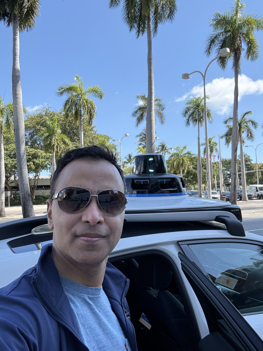 saswat101's tweet photo. Flying from @flySFO to @iflymia yesterday was my most seamless trip yet – starting and ending my journey with @Waymo! I appreciated a few extra quiet moments to wake up during my early morning ride, and the ability to take in the glitter of #Miami after landing. Coast to coast, I relied on our fully autonomous Driver to navigate the freeway, busy airports, and city traffic to keep me on the move stress free, and I look forward to enjoying Magic City over the next few days!