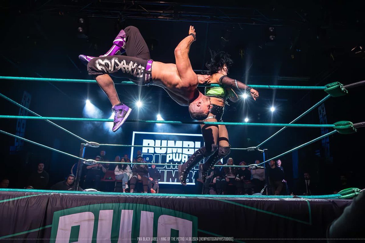 CHEVS • CHARLI EVANS • チャーリー・エバンス tweet media