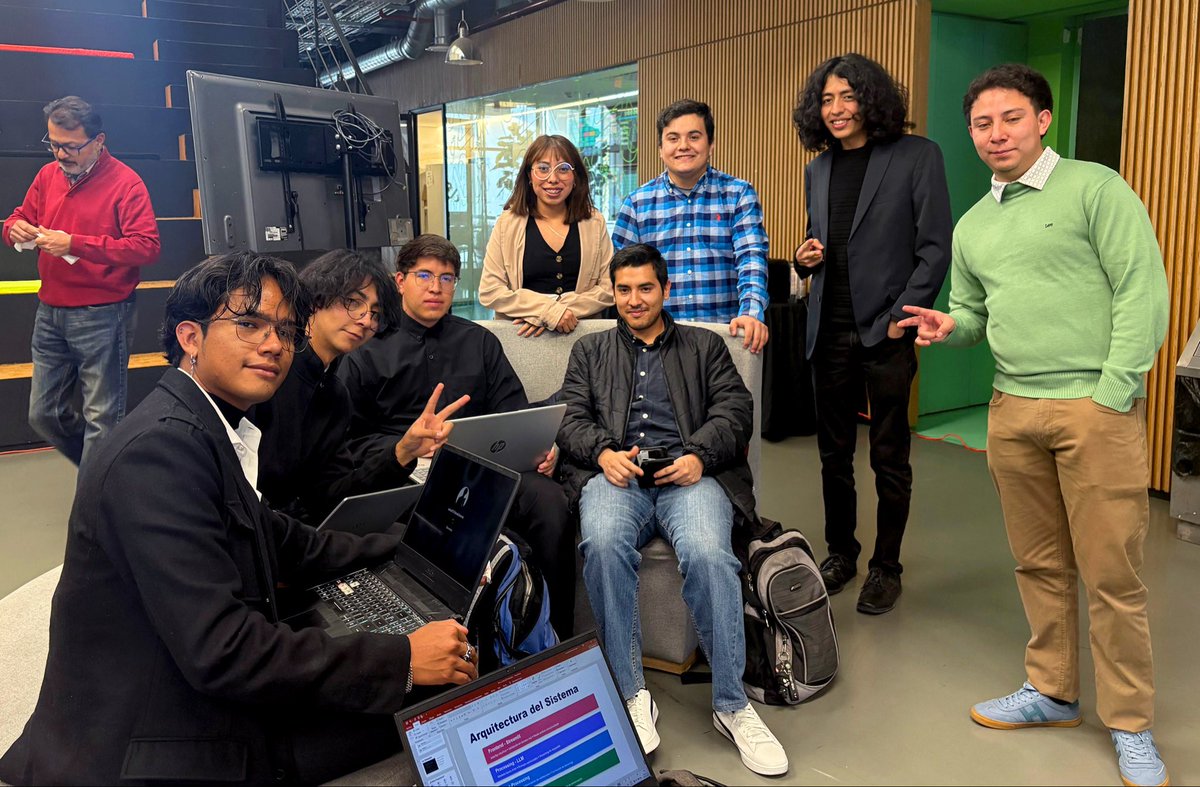 UT Corregidora tweet media