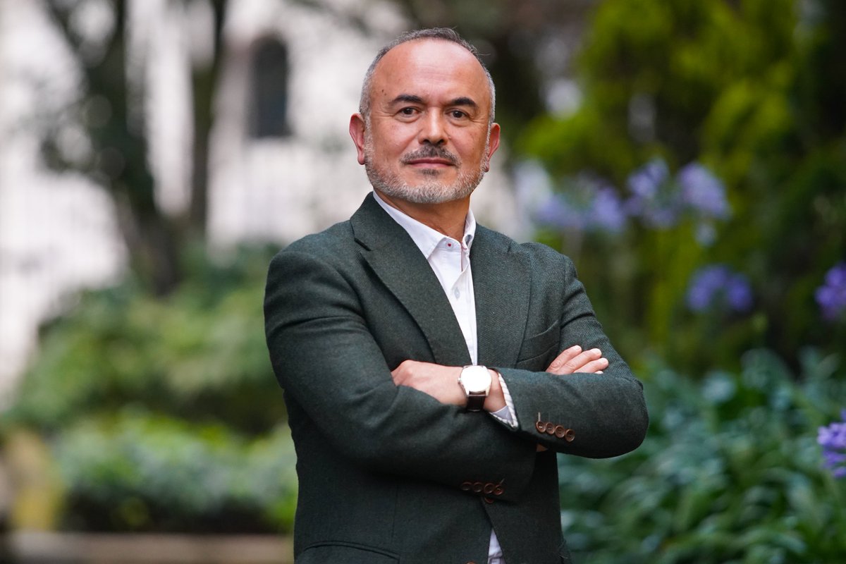 El secretario de Transparencia de la Presidencia, <a href="/Aidarragaf/">Andrés Idárraga Franco</a> hizo entrega formal del encargo del Ministerio de Justicia y del Derecho al doctor Jorge Iván Cuervo.

Agradecemos al Secretario Idárraga su liderazgo y compromiso durante este periodo, en el que se alcanzaron hitos