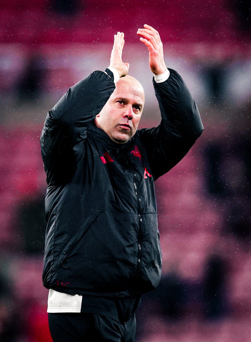 🎙️𝗤𝗨𝗢𝗧𝗘 - Arne Slot when asked whether it feels like every match is a must win: 

"Steven [Gerrard] is in the studio and he can tell you if you play for Liverpool or manage Liverpool that every game is a must win. That doesn’t change at all. When we were top of the league