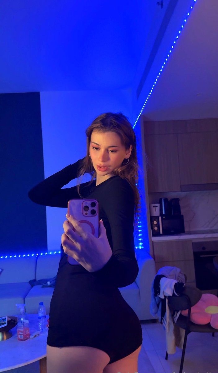 babyshailo's tweet photo. Feeling brave? Scroll to the comments👇 https://t.co/04g2oNvk8L