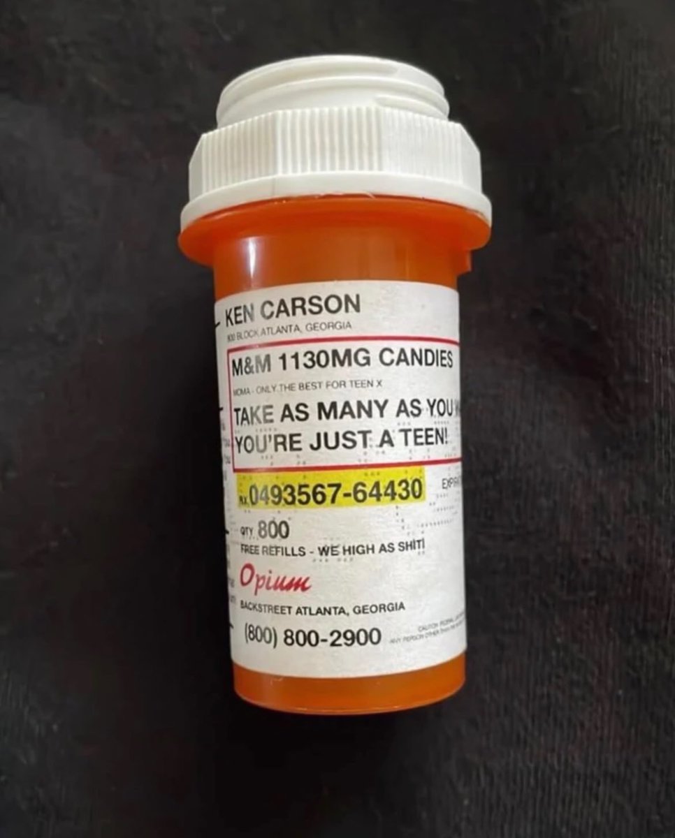 When Ken Carson added M&amp;M's to fans merch 😭