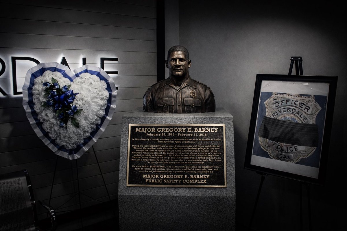 RiverdalePD's tweet photo. Today, the Riverdale Police Department proudly honored and celebrated the life of Major Gregory E. Barney, marking the 10th year since his line-of-duty death. https://t.co/86DYwkiXT0