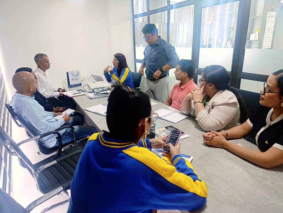 🏛👉 La <a href="/ucfgos/">Universidad de Cienfuegos Carlos Rafael Rodríguez</a> y el Instituto Superior Tecnológico Bolivariano de Tecnología (#ITB) han definido la Ruta Crítica para materializar cuatro proyectos de cooperación que potenciarán el desarrollo de ambos centros. ¡Éxitos! 

ℹ️📷 #UCf
#OrgulloUCf #UniversidadCubana