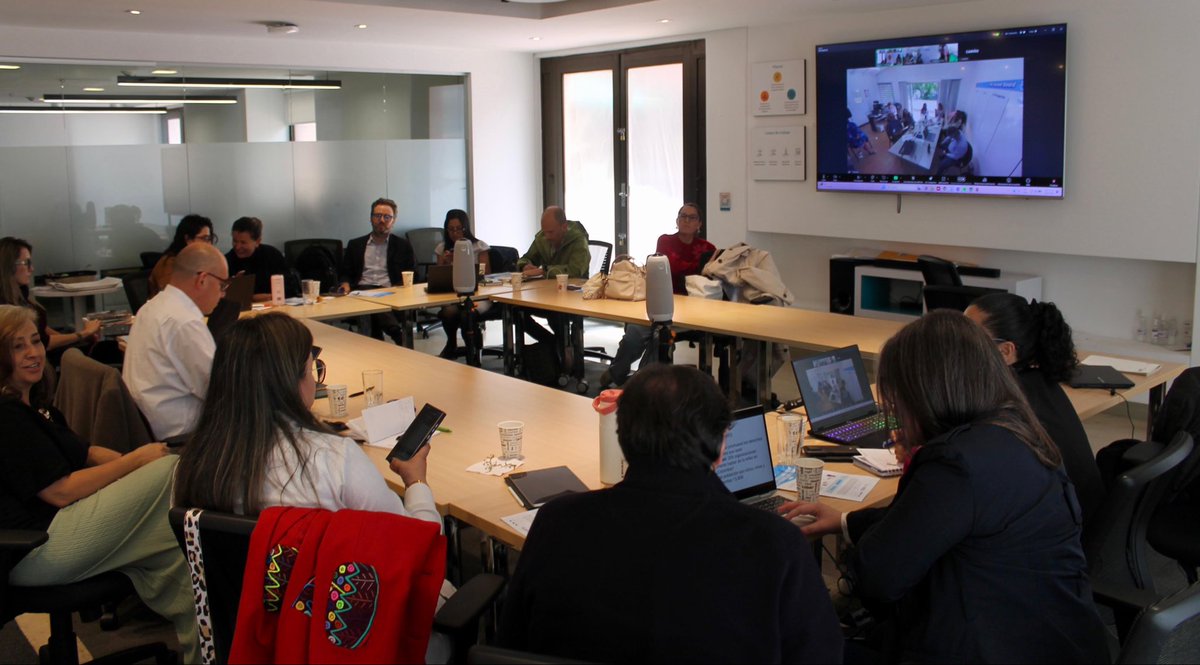 Ninez_Ya's tweet photo. Como cada cuatro años en pleno año electoral realizamos un taller de vocería con el consejo directivo de NiñezYA y los nodos de Antioquia y Caribe para alinear mensajes, fortalecer el uso de evidencia y dialogar con candidaturas y medios sobre los derechos de NNA. #Elecciones2026 https://t.co/De6r5ahafK