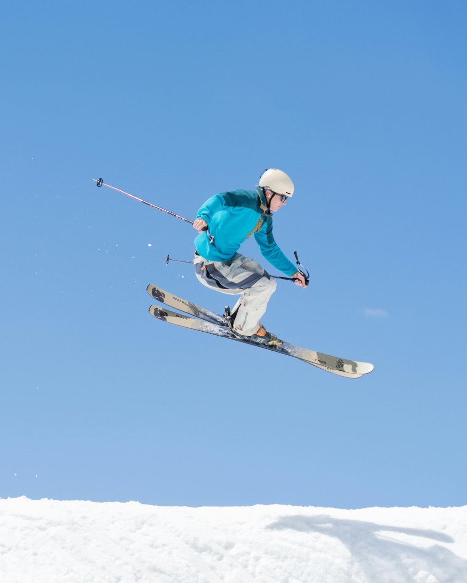 Blue skies, cold air, strong sun. Don’t forget your SPF.

#Surface