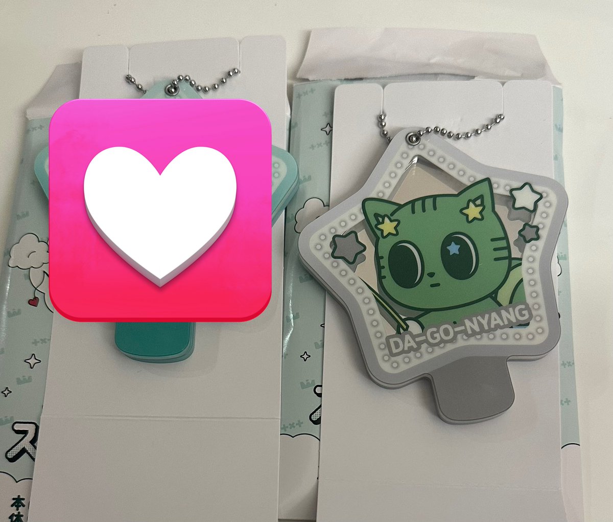 saaaaa_649's tweet photo. TXT トゥバ プルバトゥ ファミマ くじ スライドミラー 交換希望
譲→ポーチ、アクリルキーホルダー バムグッ、ダゴニャン、フムニャリン
ミラー ダゴニャン
求→C賞、D賞ダゴニャン(友人分)
ミラー　バムグッ

郵送交換・まとめての方優先
くじ同士、ミラー同士の交換希望です🙇🏻‍♀️
#TXT交換 https://t.co/tqKj8K89L4