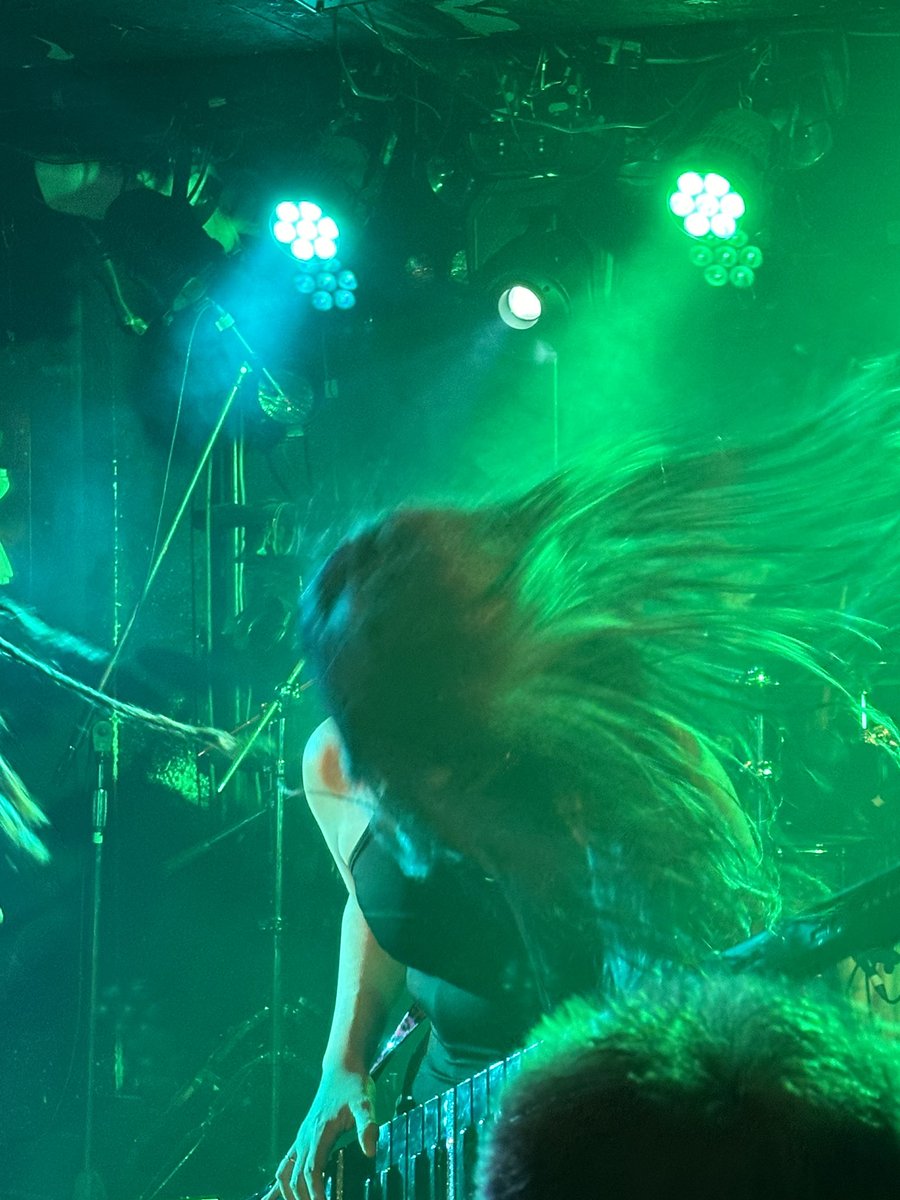 MuvTbDl51nxzoHi's tweet photo. #FROSTVOID
#KeyボードSakuracoの４枚
#PredatorsInShadowVol2
#新宿Antiknock
(2026.2.11) ショルダーKeyボードを自在に操る鍵盤士🎹最高でしたヨ！ https://t.co/VHkrKDjj6z