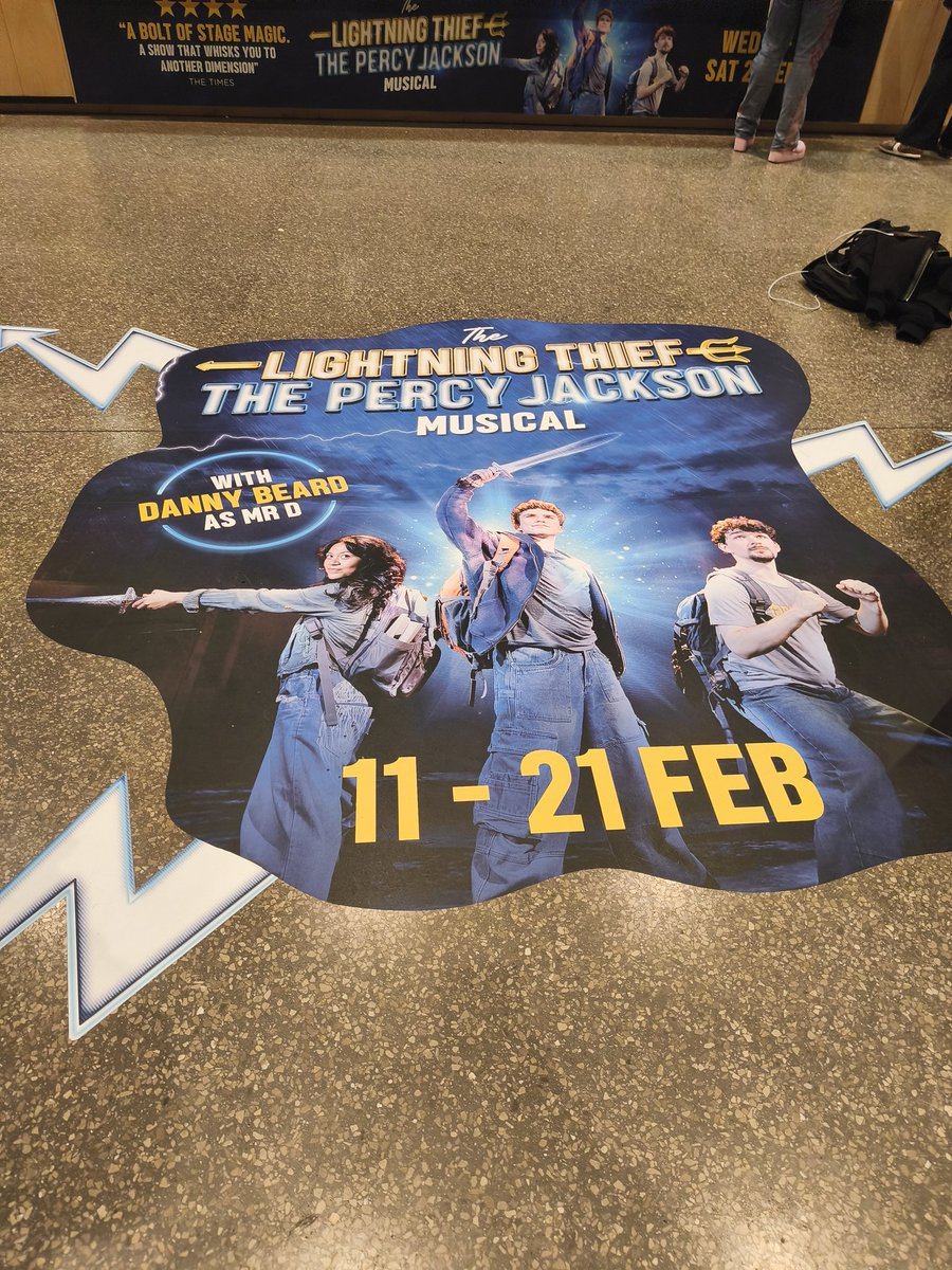 backstagebilly's tweet photo. Tonight @HOME_mcr what a joy to see #lightingthiefpercyjackson and meeting some of the cast ..This show is amazing,bright young cast and musically feel #dannybeard and @niallsheehy was outstanding..this show is empowering #adhd ..deffo must see b4 21st Feb @HOME_mcr  ⭐⭐⭐⭐⭐ https://t.co/bK0uvtK4Wc