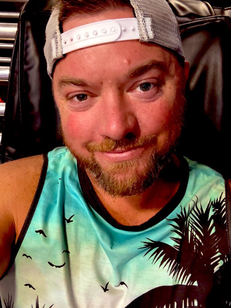 You can use X to lift people up or try to tear people down. 

I’ll lift up all day 🫶🏻💙👊🏻🙏🏻