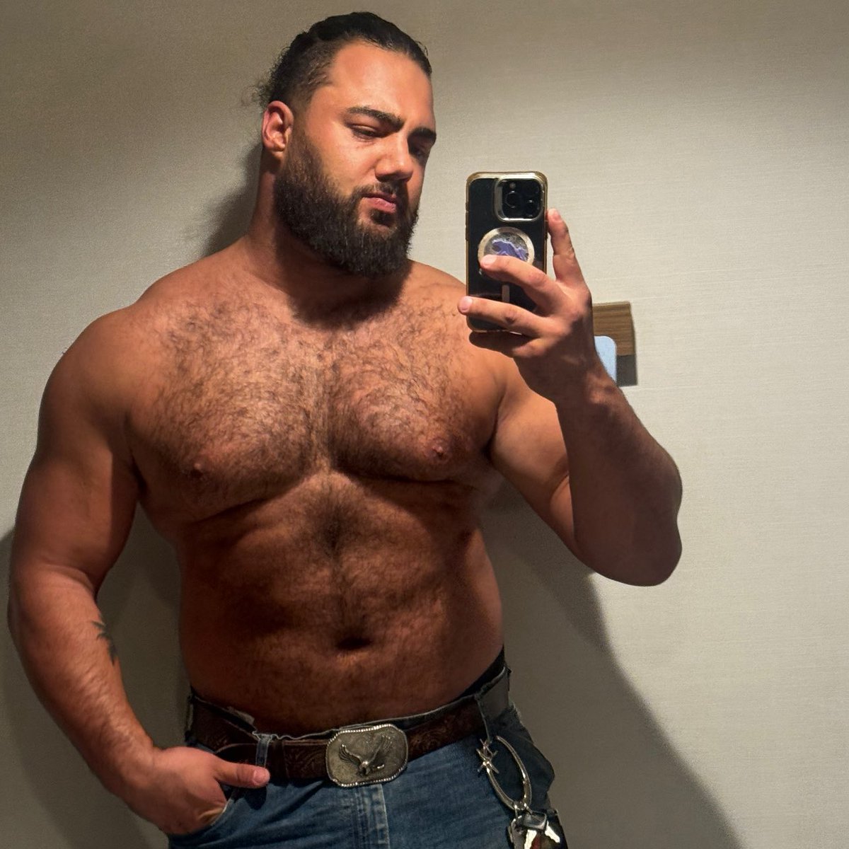 sean sakhar tweet media