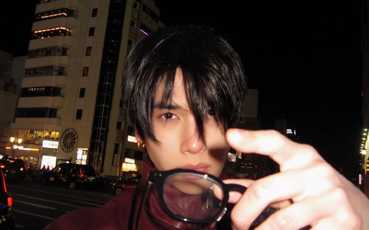 AU #JoongDunk donde || I don’t wanna be your friend

Donde todo parece amor, pero ninguno se atreve a llamarlo así.

Mejores amigos que actúan como novios.

Joong está enamorado…
y Dunk... Todavía no lo sabe.