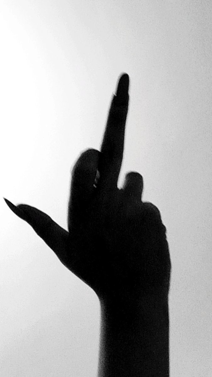 grey4626's tweet image. FUCKING LIBERTARIANS... 

Thomas Massie...the smug, sanctimonious libertarian fuck...got his ass handed to him today in the most public, humiliating way possible. 

Attorney General Pam Bondi, stone-cold and unflinching, looked this hypocritical prick dead in the eye during the…