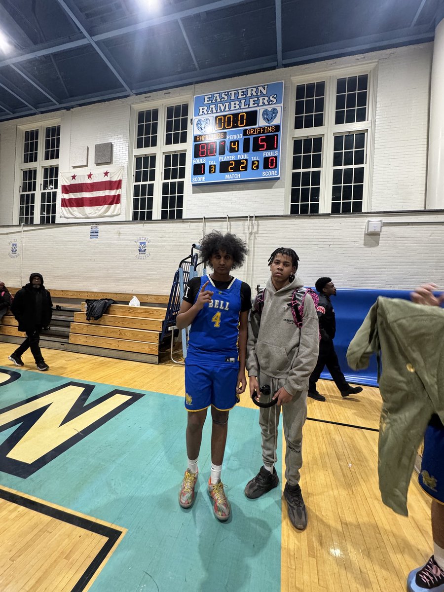 RechabTekle's tweet photo. Ended last game on a loss but had 34points and 16 rebounds MVP of the game #fyp #mvp #sophmore #highschool #HighPotential https://t.co/XED10MaUiw