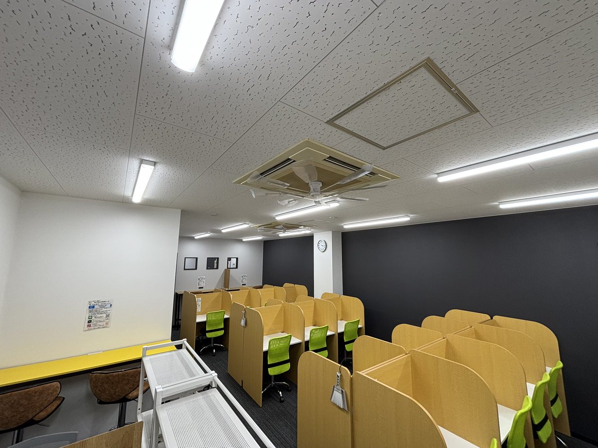 練馬の有料自習室なら、
「勉強スペース 練馬ジム」です！