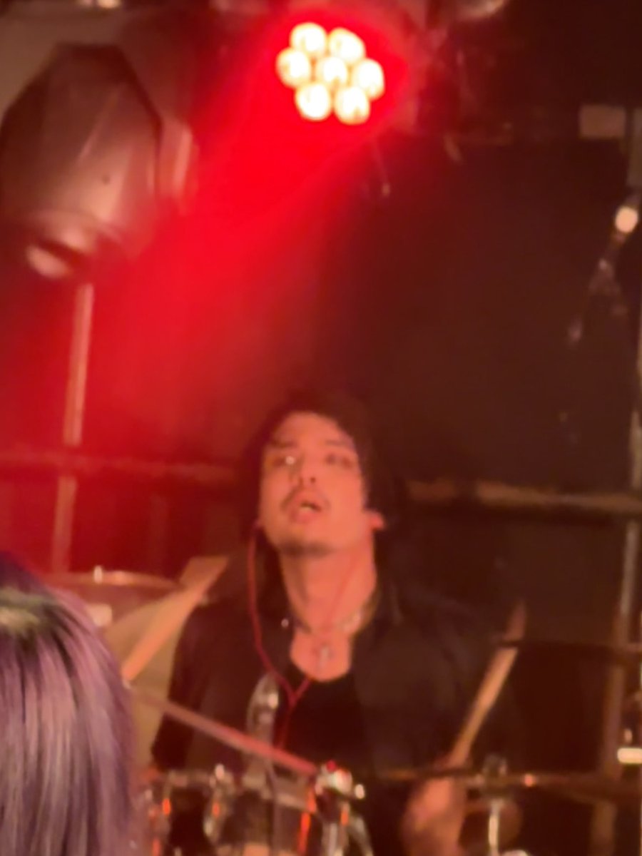 MuvTbDl51nxzoHi's tweet photo. #FROSTVOID
#DrムスYASUの４枚
#PredatorsInShadowVol2
#新宿Antiknock
(2026.2.11) 激しいDrミングだけに写真は大変でした。次回はもっと頑張りまス！ https://t.co/yNAqLVIzSC