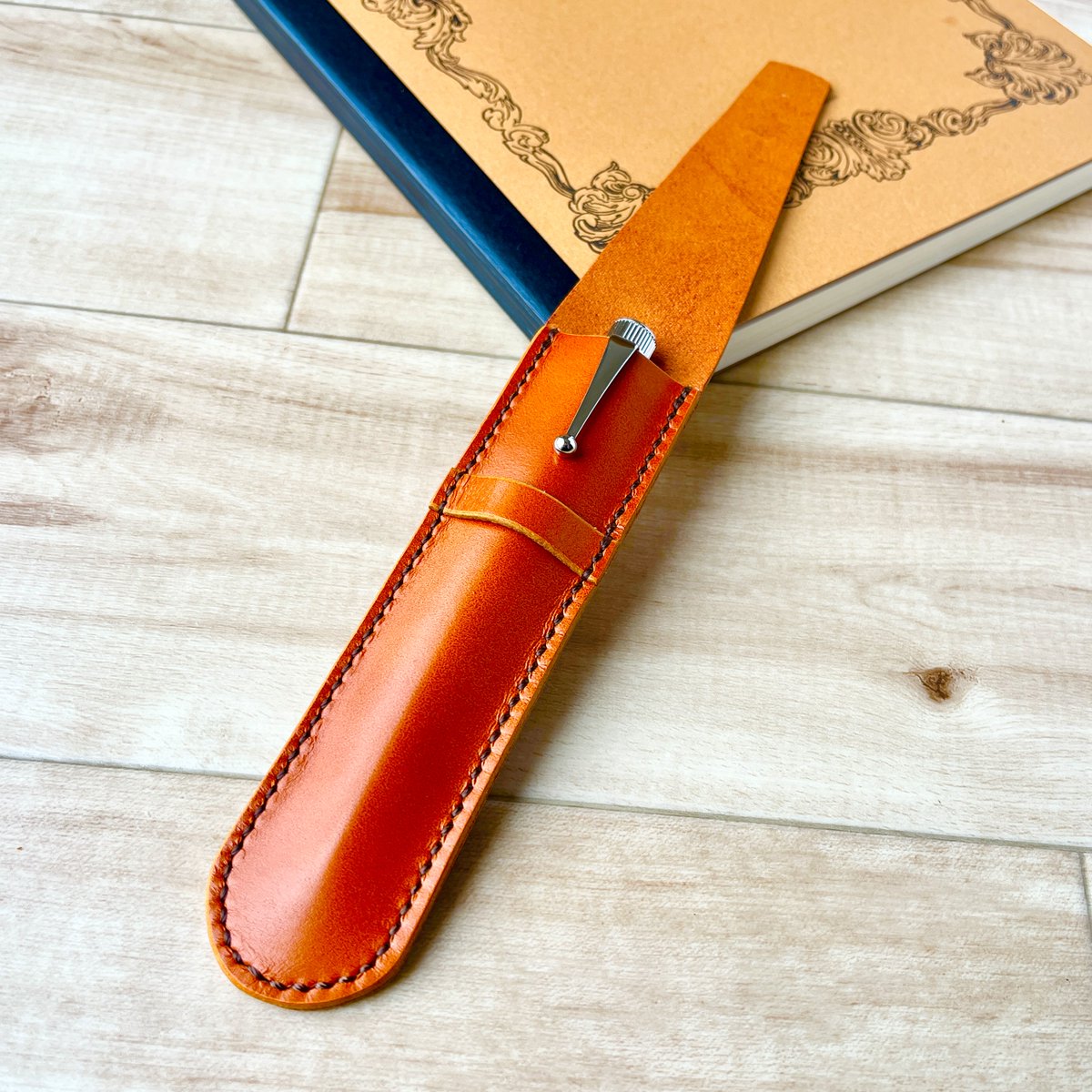 憧れのロメオNo.3に、最高の居場所を。 お気に入りのペンを傷から守る