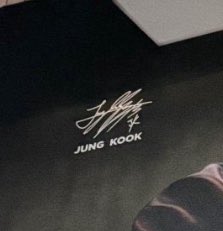 New poster for Jungkook x Hublot 🖤

JUNGKOOK X HUBLOT 
#JungkookxHublot