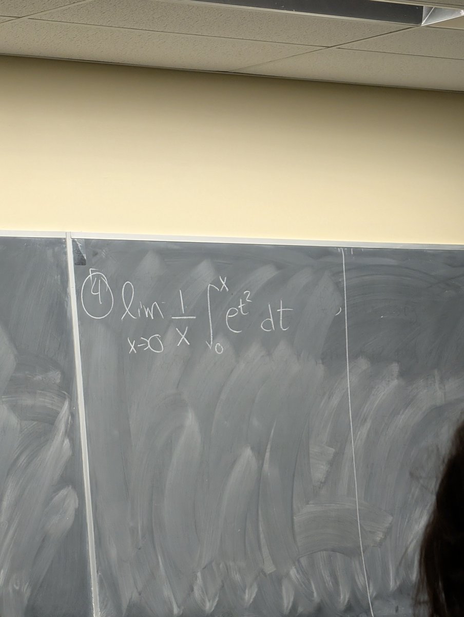 math145dropout's tweet photo. Opportunity to use L'hopitals rule in the wild detected https://t.co/5V5oriwzv3