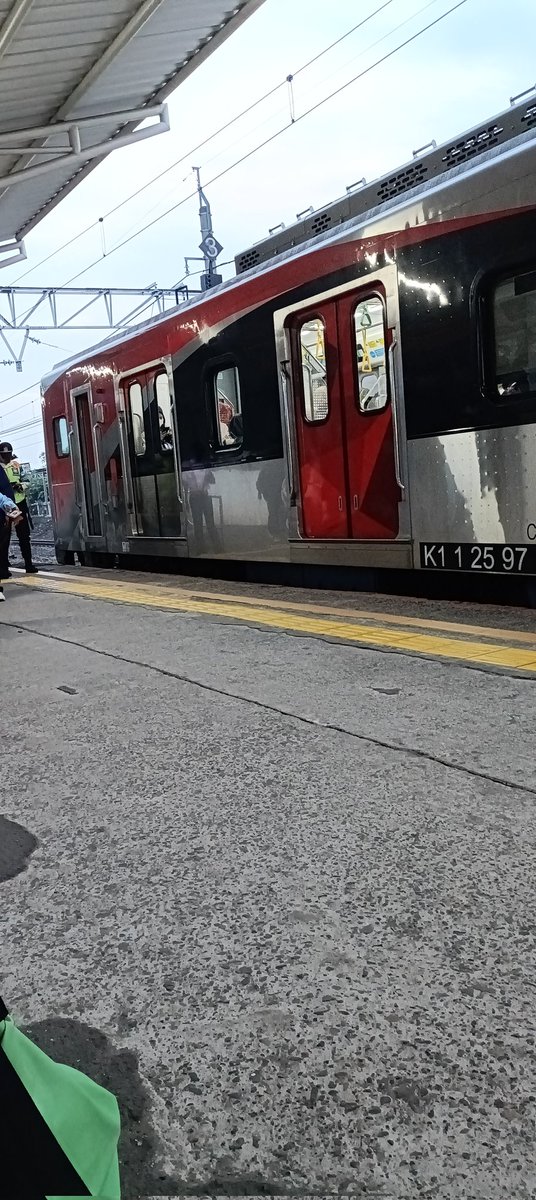 yls🐰☽̶☾ tweet media