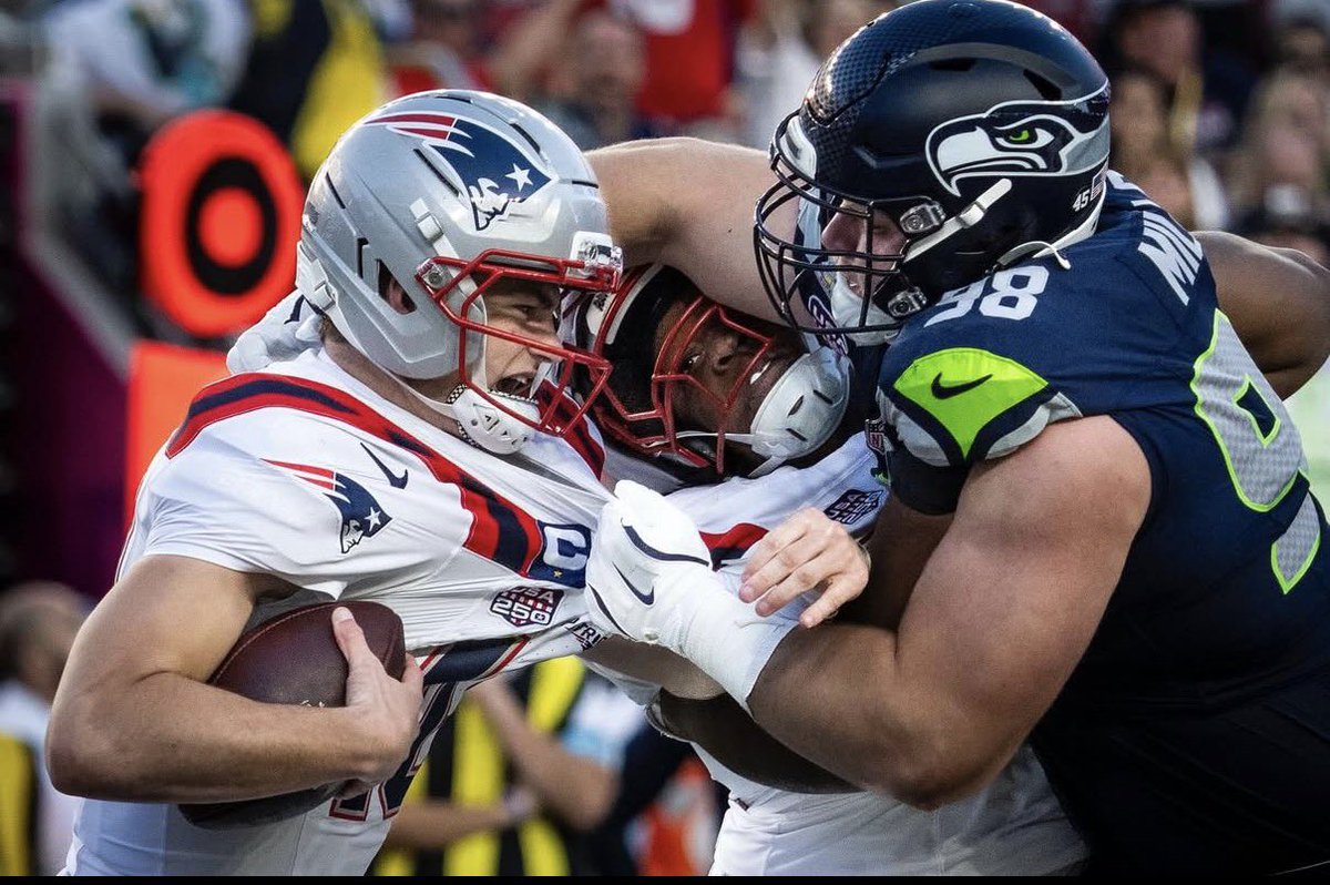 Best Dark Side <a href="/Seahawks/">Seattle Seahawks</a> sack was this one. “I’m going to hit you with your O-Line first!”