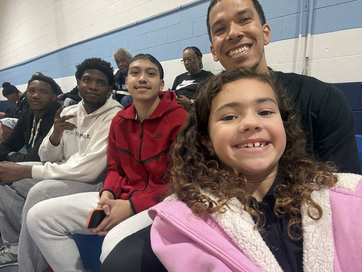 Coach Wash tweet media