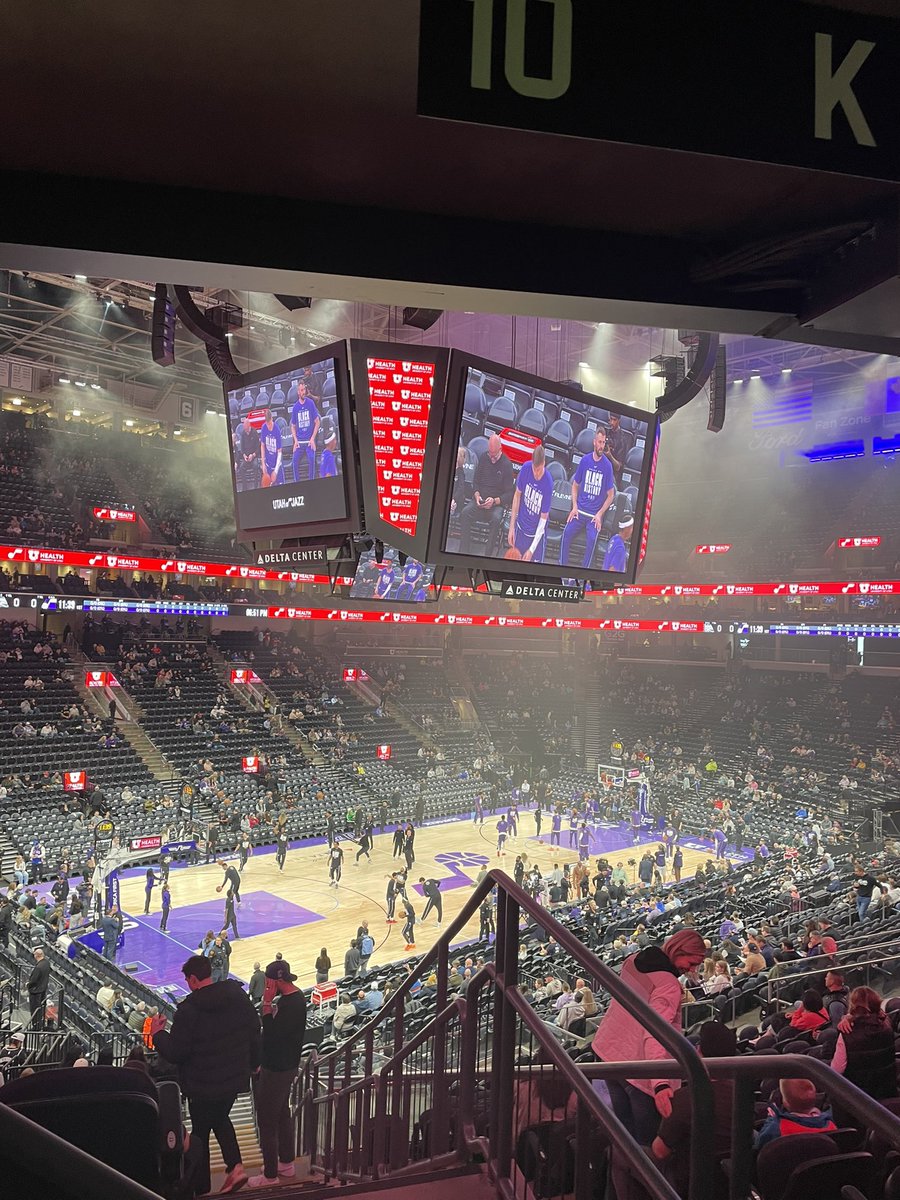 JazzePinkman's tweet photo. I spent my hard earned dollars to watch a competitive basketball game, but the kings decided to rest all their players while the Jazz are playing their stars.

This is ruining the integrity of the NBA. The kings should lose their pick. https://t.co/IxzAMQt7qg
