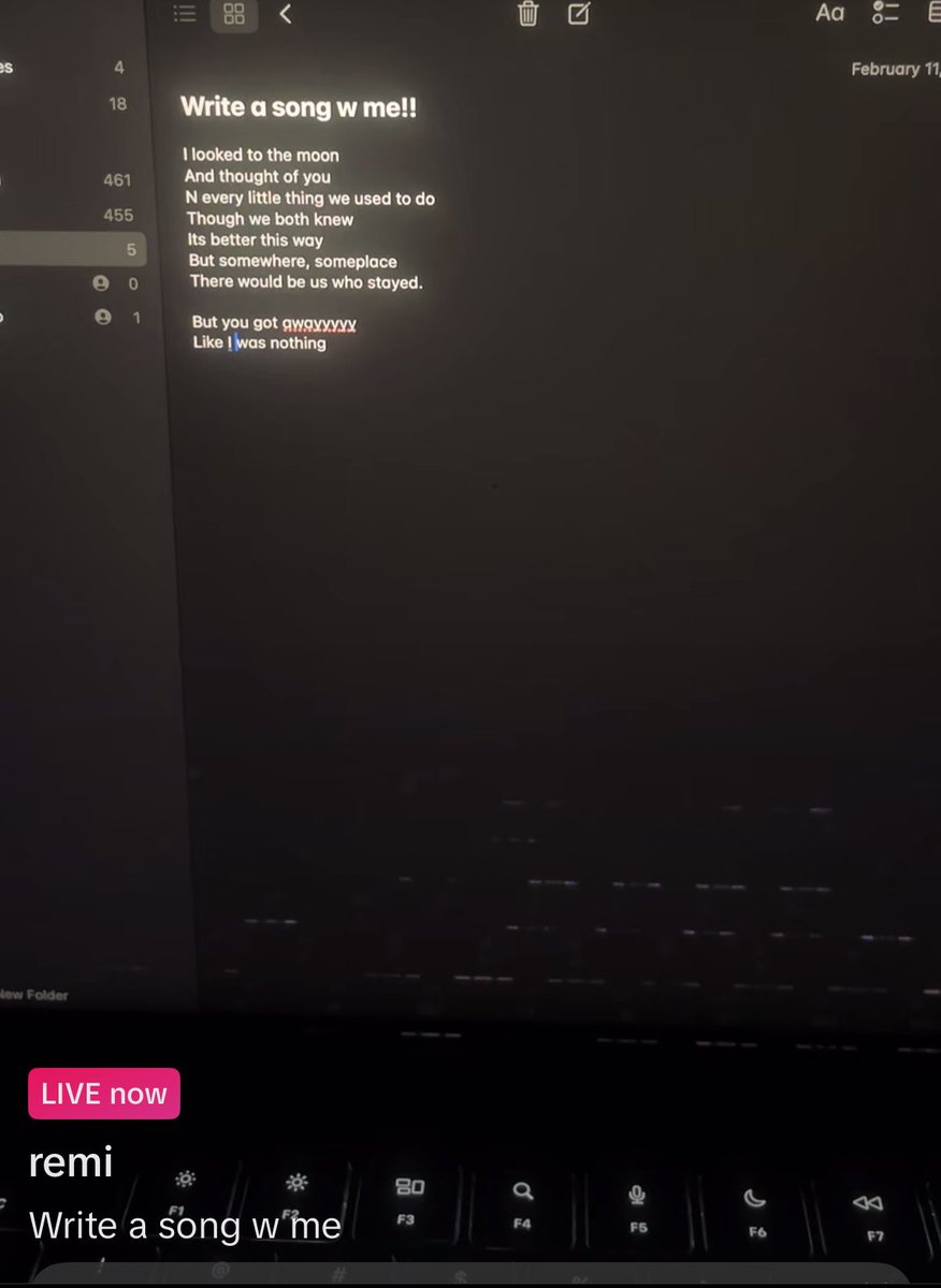 lia 🚀 tweet media