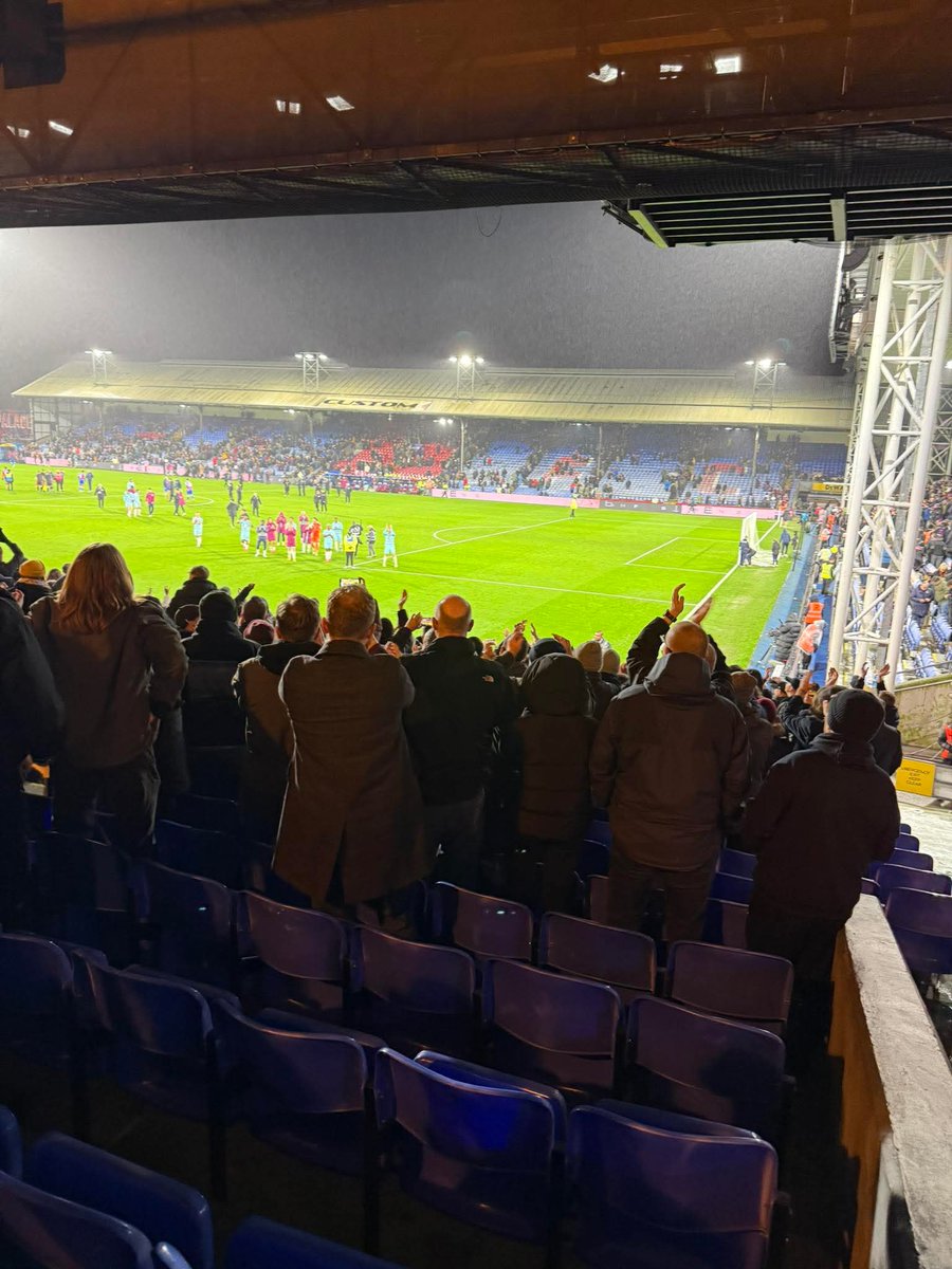 Burnley Football Supporters Club tweet media