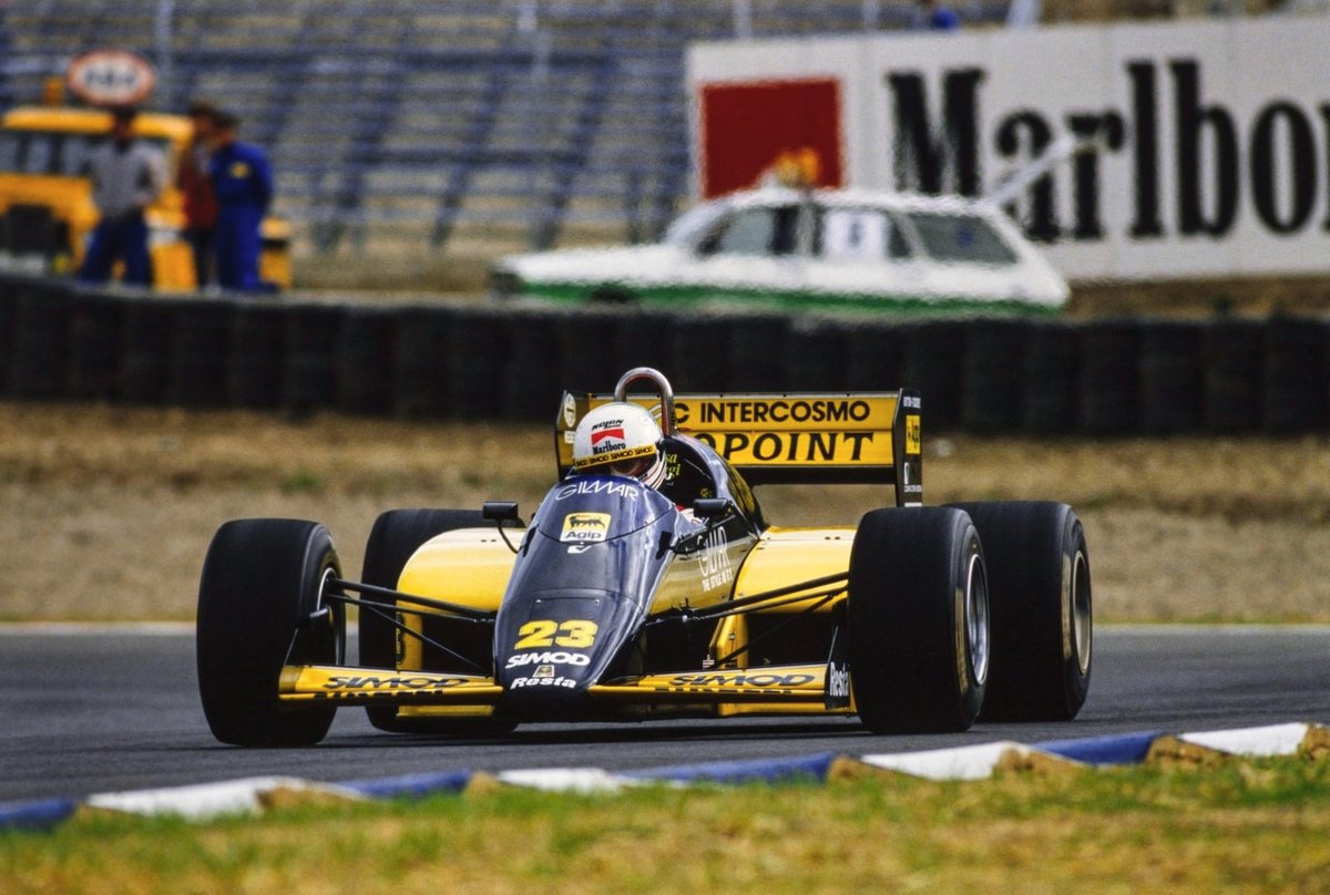 Andrea de Cesaris, Minardi M185B1 - Motori Moderni Tipo 615-90 1.5 V6. GP Jerez 1986.

📸: LAT Images/Getty Images.

#F1