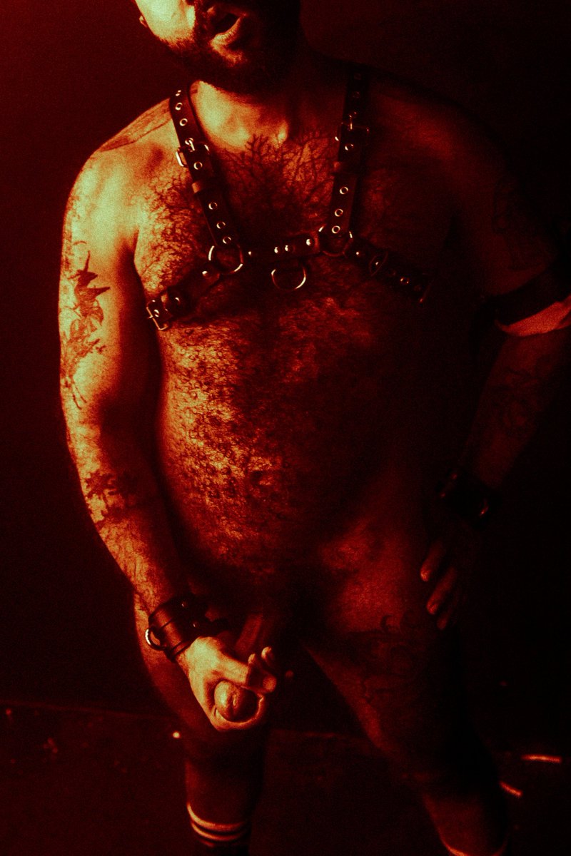 ⚠️Atenção RJ!⚠️
Nesta SEGUNDA FEIRA DE CARNAVAL (16/02) eu estarei fazendo SHOW INTERATIVO na <a href="/festahole/">HOLE</a>

E você já sabe como é meu show né? Vai ter MARTELADA PESADA pra quem tiver coragem de subir no palco comigo. Vai encarar? 🔨

Ingressos: shotgun.live/events/carnaho…

Cupom: RIQUE