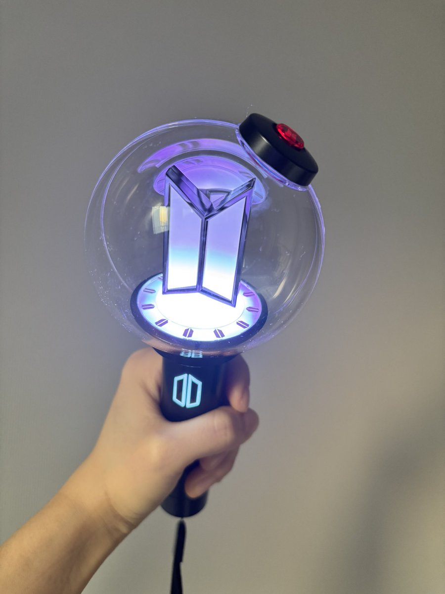 얼렁 흔들고싶다🥹💜