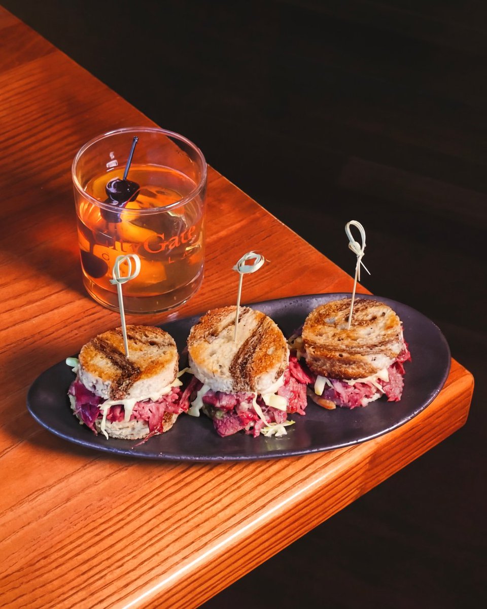 CityGateGrille's tweet photo. Thursdays, done right.
Reuben Sliders stacked with tender corned beef, melted Swiss, and house slaw - paired with a smooth select bourbon.
A classic combo made for slow sips and easy nights.
✨ Reuben Sliders  $15
✨ Select Bourbon  $10
Every Thursday.
Weeknights starting at 5PM. https://t.co/C5mHmnRTUm