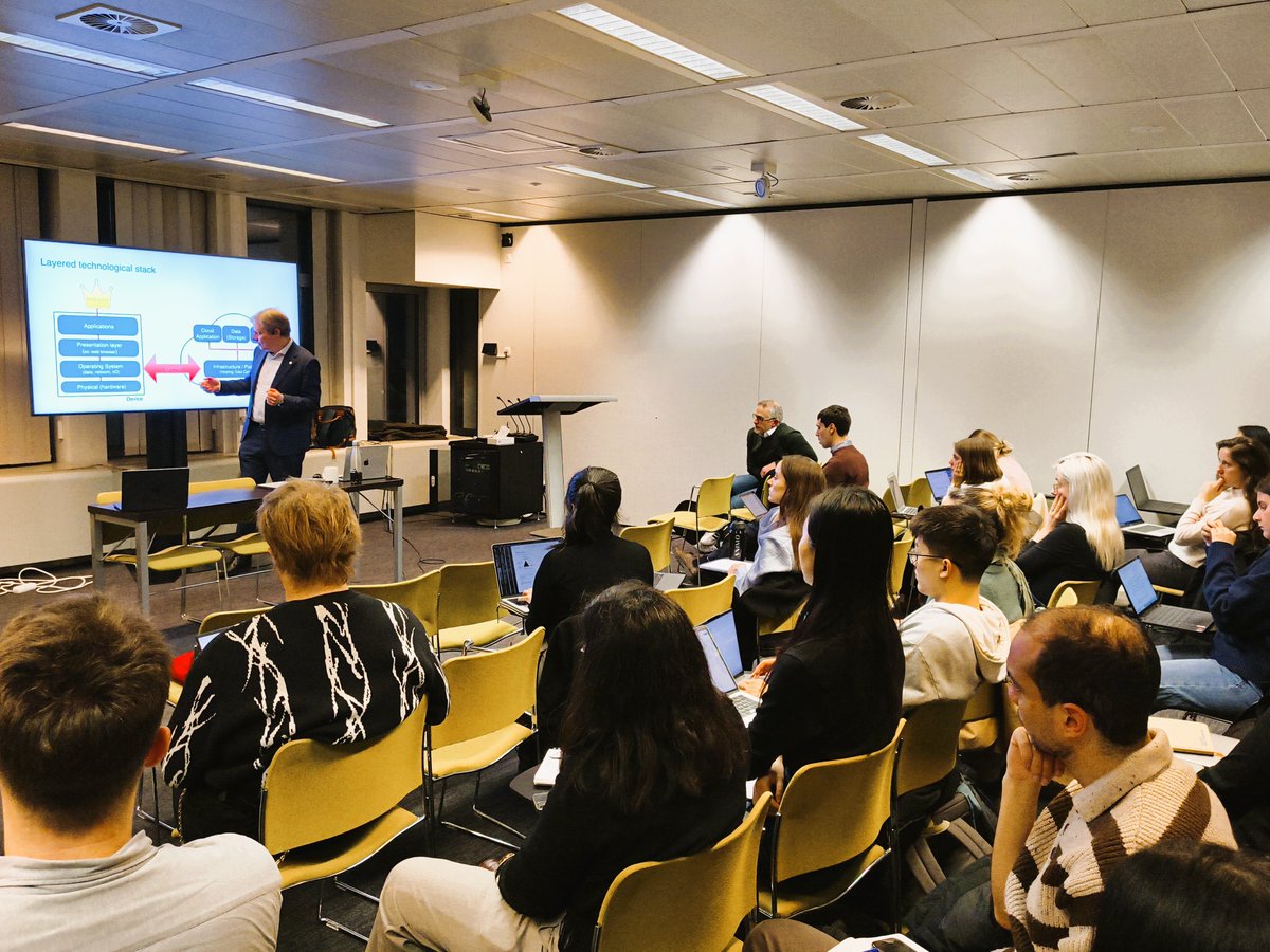 PCMSNews tweet media