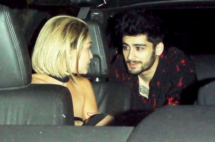 que alguien te mire así durante 6 años y después diga que nunca estuvo enamorado de vos, realmente cometería un crimen